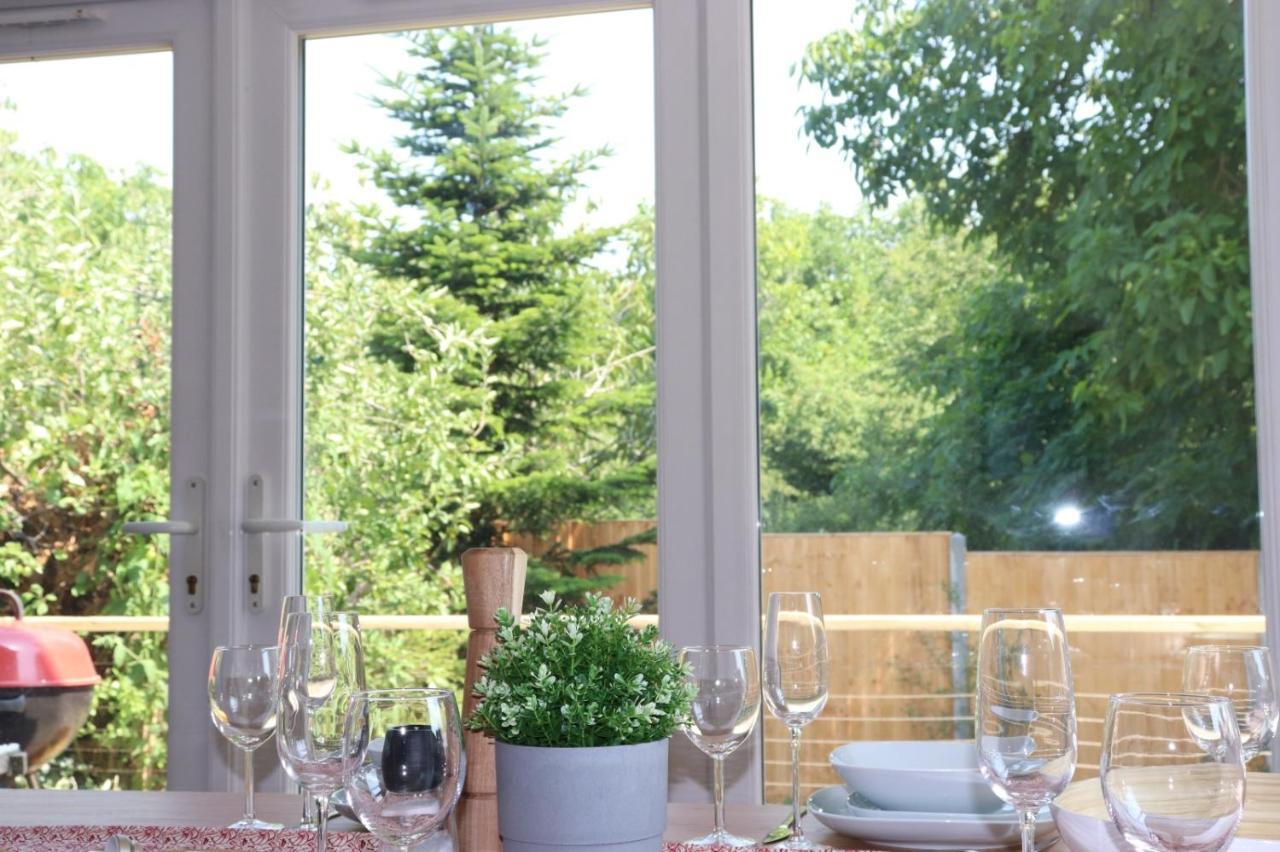 Villa Walnut Tree View à Oxford Extérieur photo